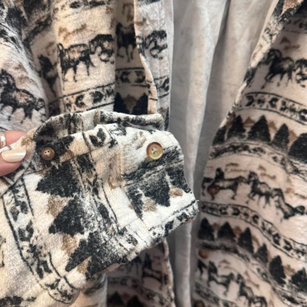 RedHead Black and White Patterned Jacket - image 5